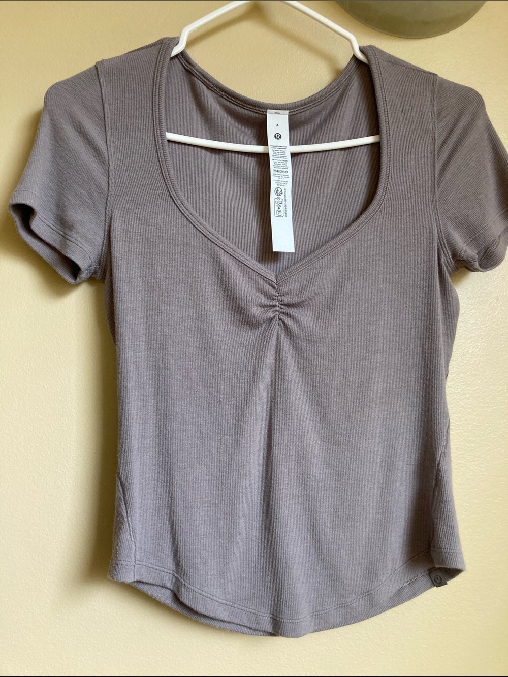 lululemon athletica hold tight Short sleeve Sweetheart Neck Top in Taupe grey 4